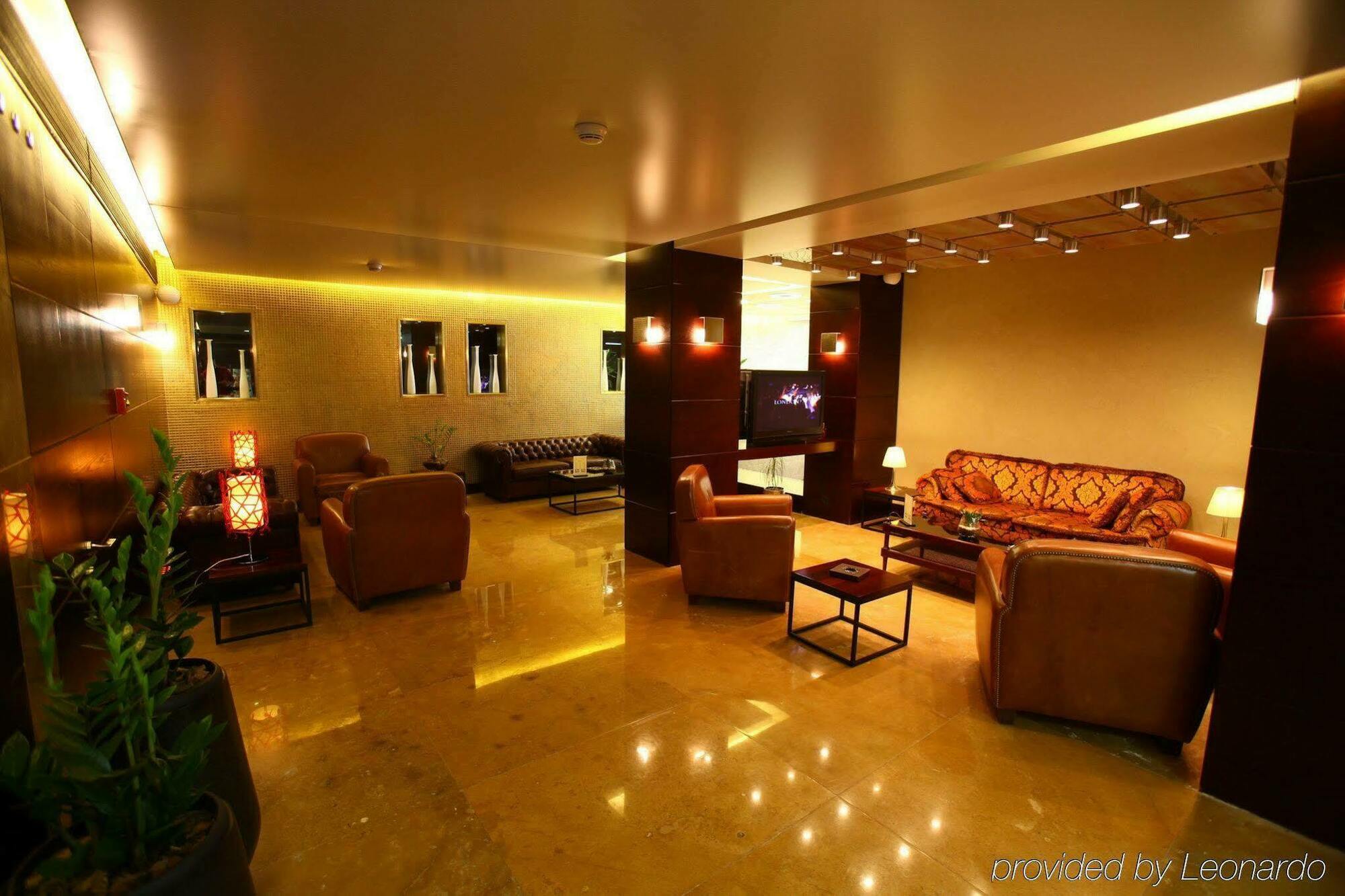 Coral Beirut Al Hamra Hotel Inreriör bild