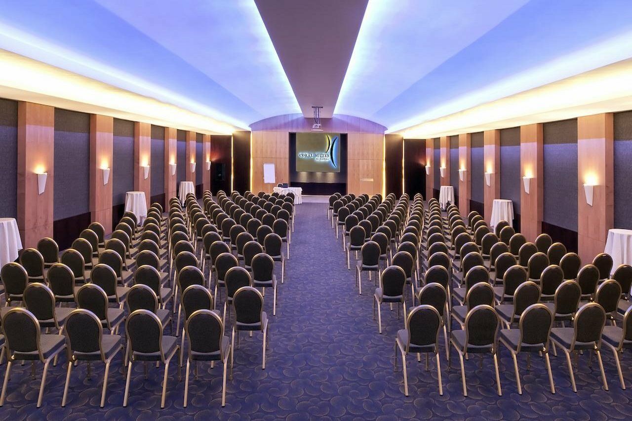 Coral Beirut Al Hamra Hotel Exteriör bild